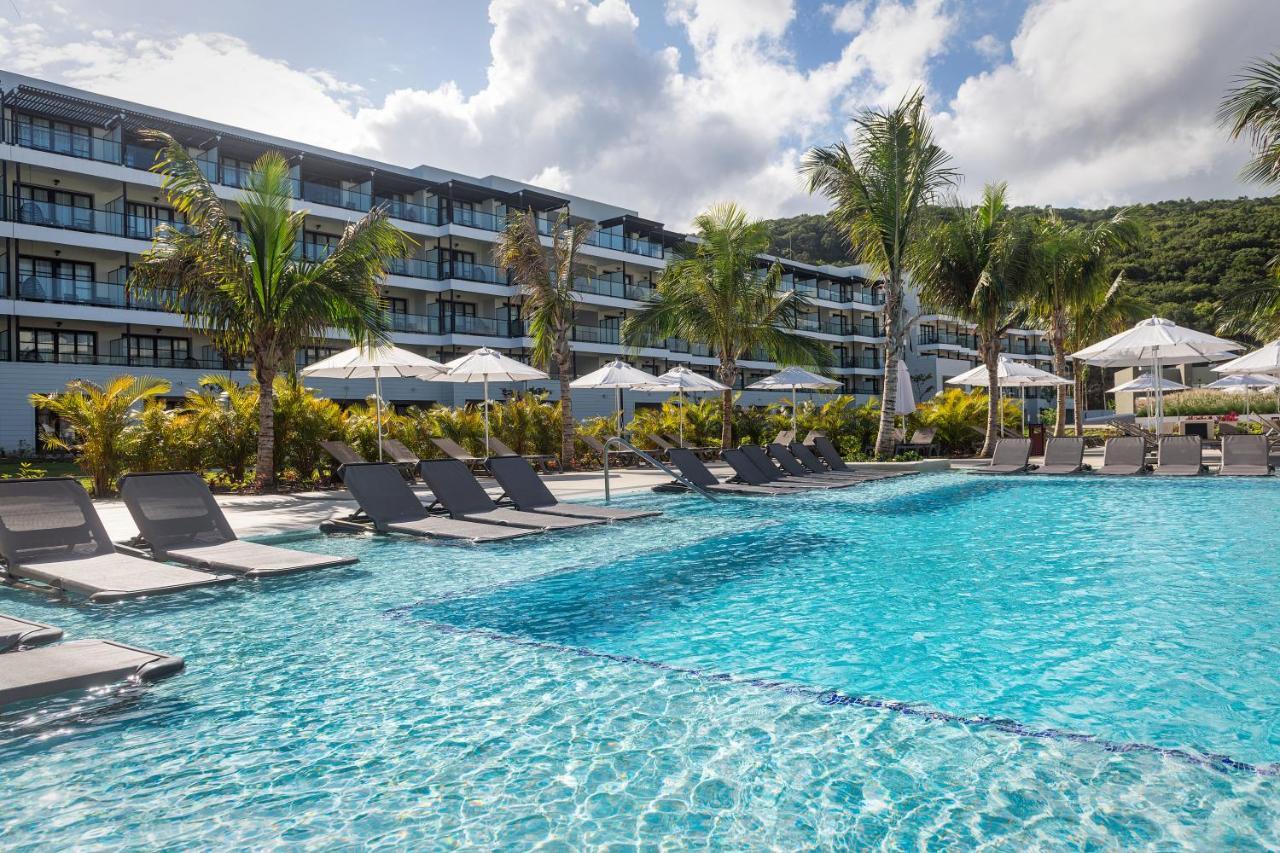Hotel Ocean Eden Bay (Adults Only) Spring Rises Exterior foto The swimming pool at the hotel