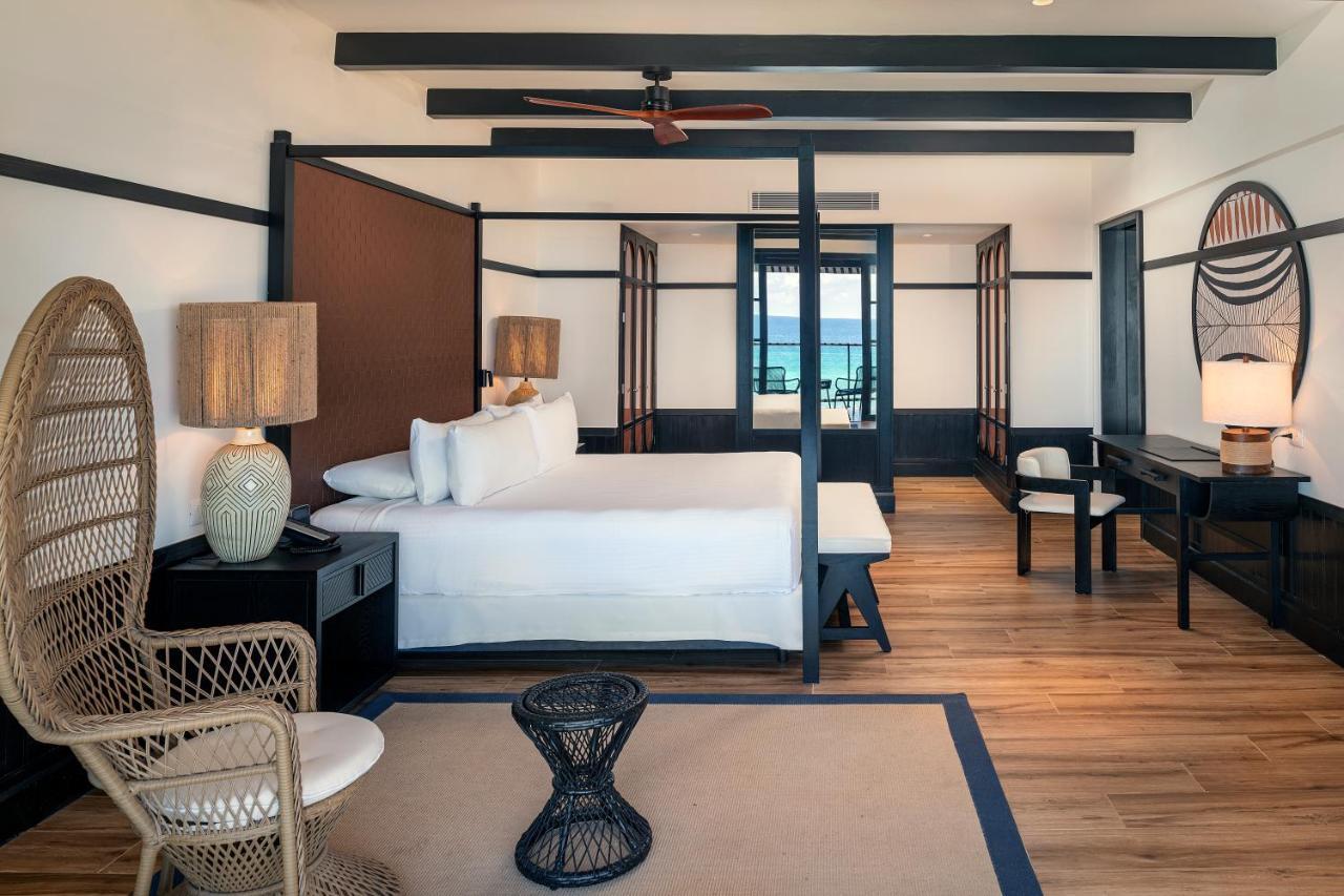 Hotel Ocean Eden Bay (Adults Only) Spring Rises Exterior foto A bedroom at the hotel